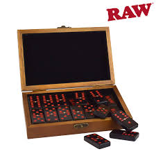 Raw Domino set